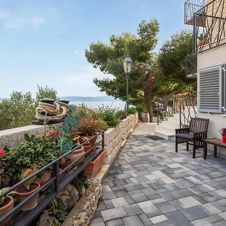 Seaside Kamelia Appartement *