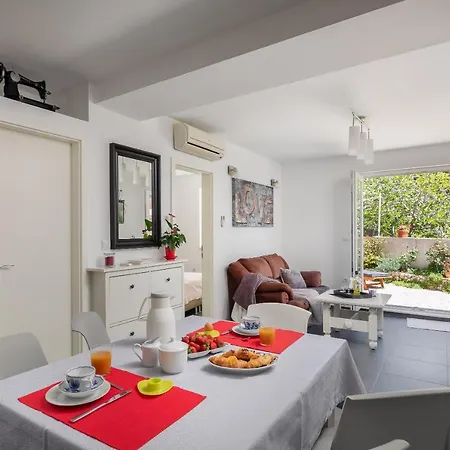 Seaside Kamelia Apartamento *