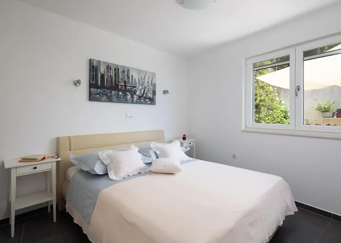 Apartament Seaside Kamelia Mimice